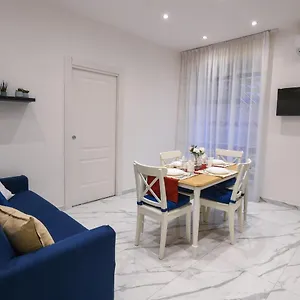 Apartamento Rosaroll 57, Nápoles